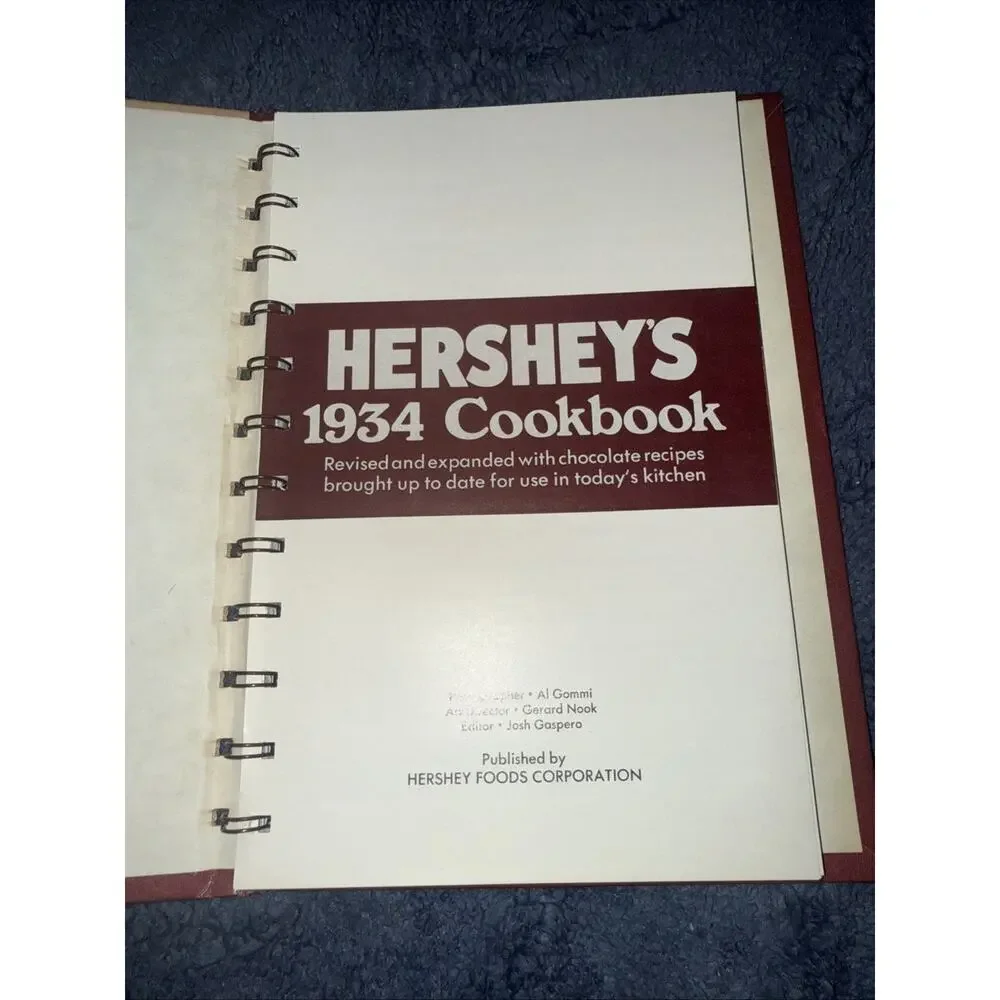 Vintage Hershey's 1934 Cookbook Spiral Reprint 1971 6th Printing Estate Copy VGC